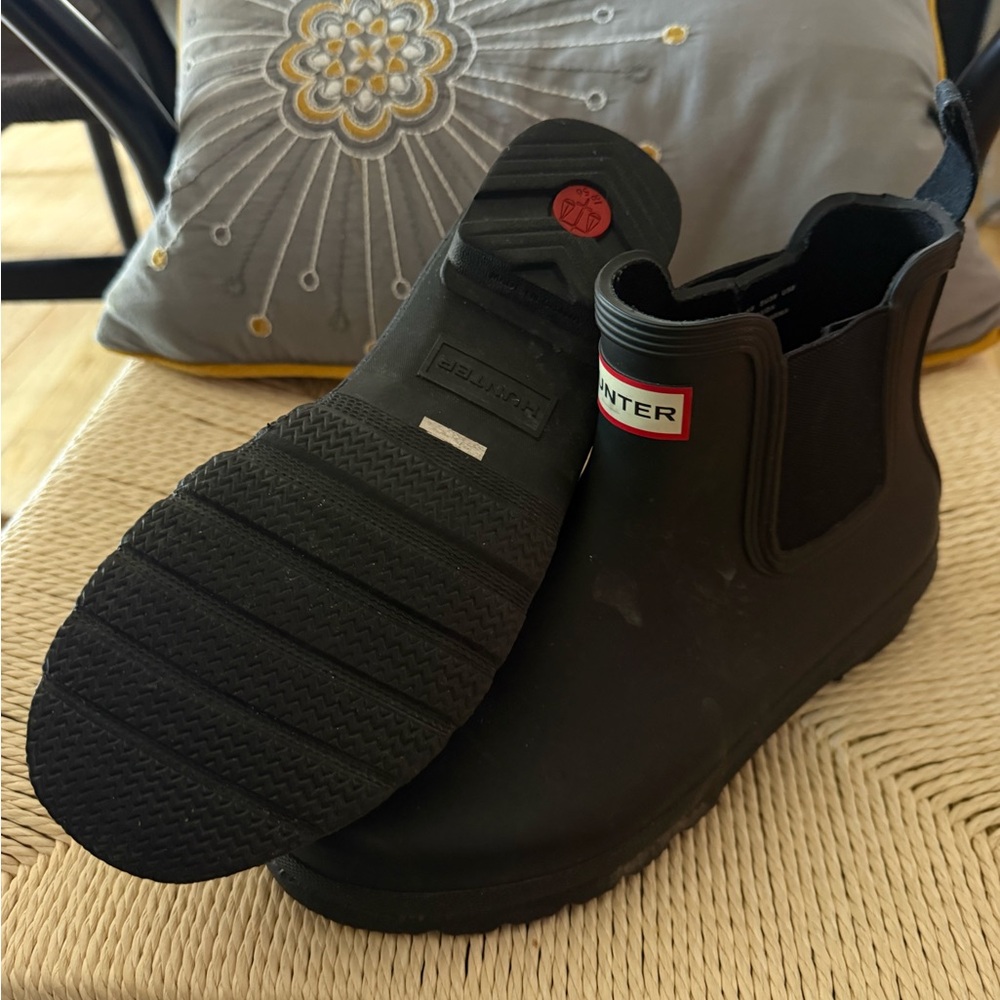 Hunter Black Chelsea Rain Booties with Logo sz 8 eu 39 - Picture 3 of 6